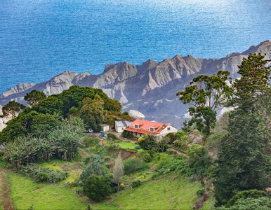 Miniatura: Jedna z najbardziej odizolowanych wysp na...