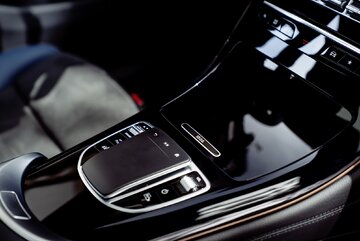Mercedes-Benz EQC Edition 1886