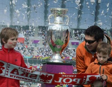 Miniatura: Trofeum Euro 2012 przyleciało do Gdańska