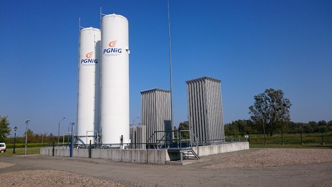 Wszędzie tam, gdzie nie można zbudować gazociągu, powstają wyspowe stacje regazyfikujące LNG, jak ta w Piszu, dzięki której mieszkańcy i przedsiębiorcy mogą korzystać z gazu ziemnego