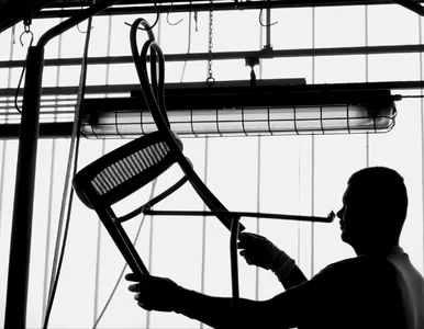 Miniatura: Bukowe zawijasy – historia mebli parą...