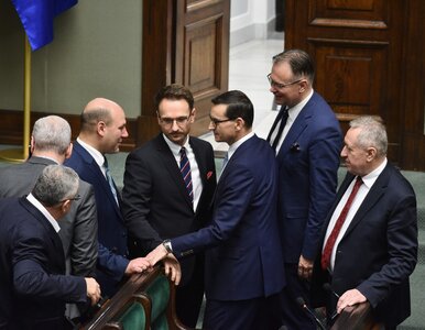 Miniatura: Sondaż. Polacy wskazali, jaki rząd byłby...