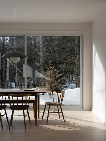 Zimowy dom na&nbsp;rodzinne ferie, projekt Atelier L'Abri