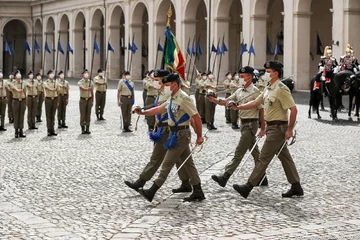 Pałac Prezydencki na Kwirynale. Uroczystość powitania Prezydenta Polski przez Prezydenta Włoch Sergio Mattarellę 