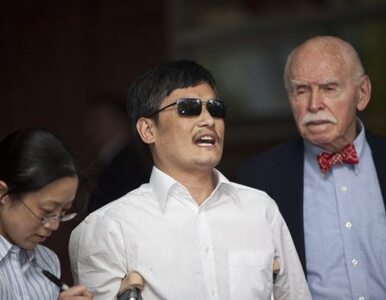 Miniatura: Chiny: niewidomy dysydent uciekł do USA....