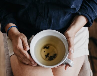 Herbaty ziołowe z szałwii mogą pomóc w zapobieganiu lub leczeniu COVID-19?