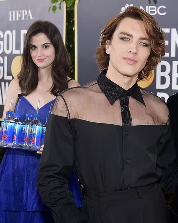 FIJI Water Girl w akcji 