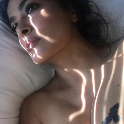 Miniatura: Salma Hayek skończyła 53 lata....