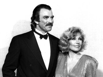 Kim Novak i&nbsp;Tom Selleck na&nbsp;47. gali rozdania Złotych Glob&oacute;w w&nbsp;1990 roku