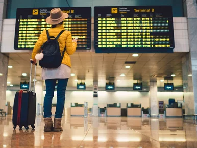 Miniatura: Itaka przeprasza turystów. Ruszyły zwroty...