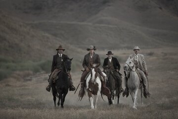 Kadr z&nbsp;filmu &bdquo;Bone Tomahawk&rdquo; (2015)