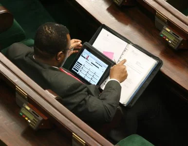 Miniatura: Tabletowa ekspansja sejmowa