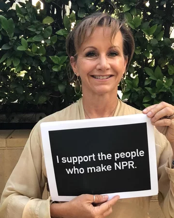 Gabrielle Carteris wcielała się w rolę Andrei Zuckerman 