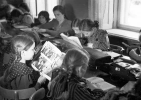 Miniatura: Chodziłeś do szkoły w czasach PRL-u?...