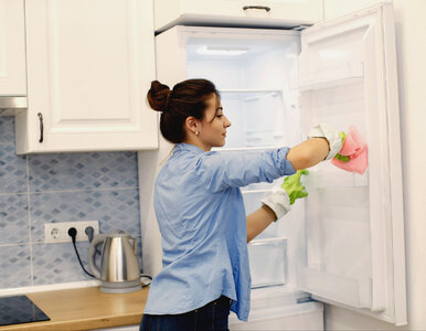 Miniatura: Zmieszaj dwa składniki 1: 1 i przetrzyj...