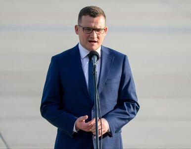 Miniatura: Szefernaker broni weta Nawrockiego....