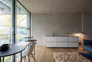 Dom z&nbsp;atrium w&nbsp;K&uuml;snacht pod&nbsp;Zurychem &ndash; projekt wnętrz NOA dla&nbsp;młodej rodziny