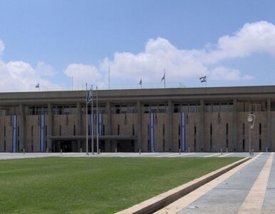 Miniatura: Kneset przyjął ustawę, która wywołała...