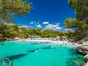 Miniatura: Ta wakacyjna wyspa ma wszystko. Latem...