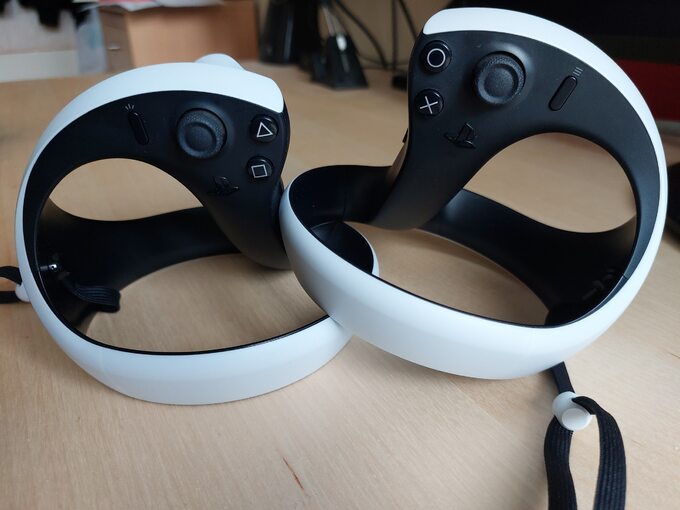 Kontrolery PlayStation VR2 Sense
