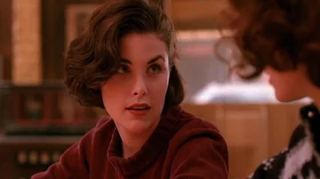 Sherilyn Fenn jako Audrey Horne w serialu „Miasteczko Twin Peaks” (1990) 