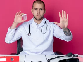 Miniatura: Nie każdy „ekspert” leczy legalnie. Zanim...