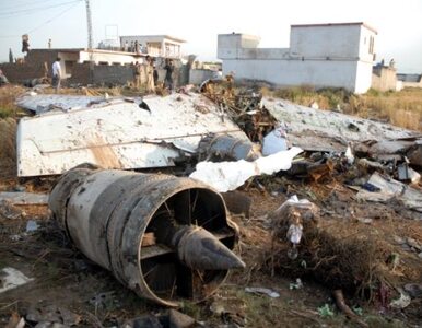 Miniatura: Pakistan: po katastrofie samolotu szef...