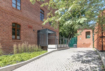 Hospicjum Caritas w Olsztynie – Fasada Roku 2022 w kategorii „budynek zabytkowy po renowacji” 