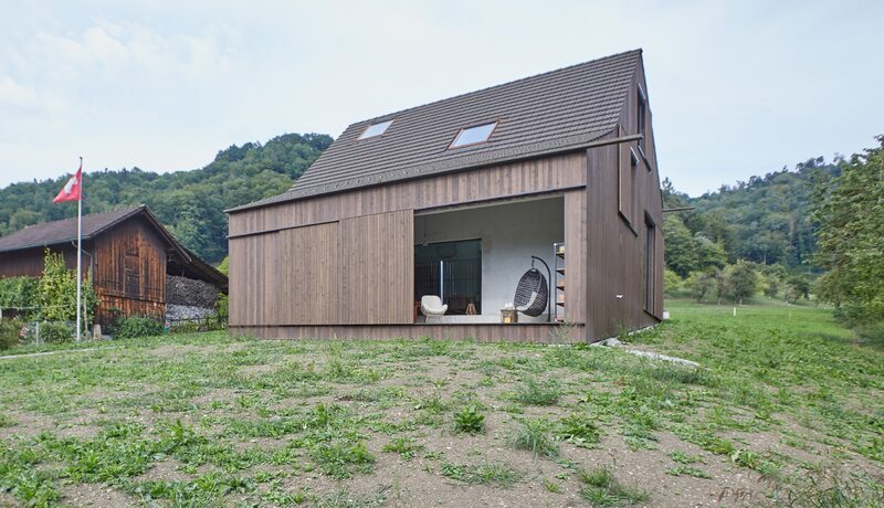 Nowoczesna stodoła z betonu, projekt Be Architektur