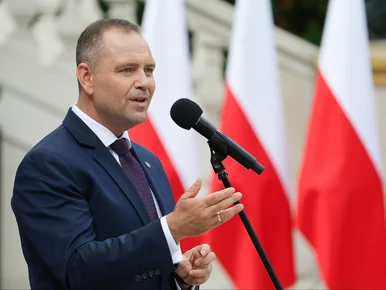 Miniatura: Prof. Dudek ostro skrytykował Nawrockiego....