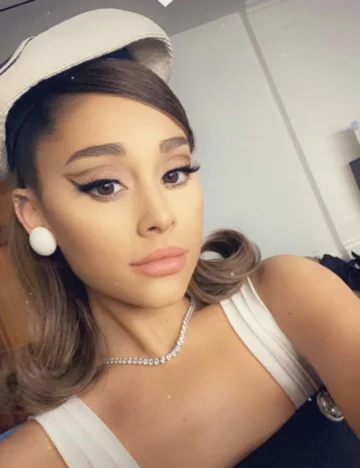 Ariana Grande 