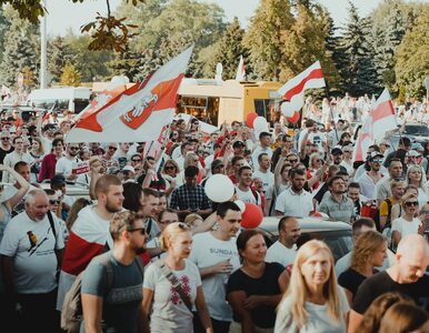 Miniatura: Białoruś. Masowe protesty w wielu...