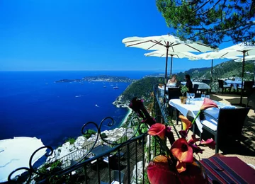 Le Café du Jardin &#8211; Eze, Francja (fot. worldinsidepictures.com)