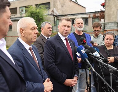 Miniatura: Sasin ujawnił, ilu posłów chce zostać w...