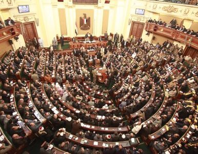 Miniatura: Egipcjanie wybierają nowy parlament....