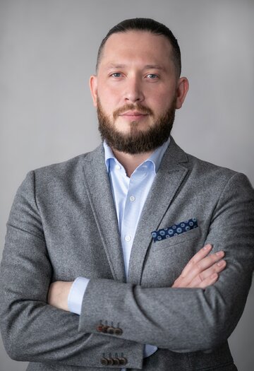 Michał Słomkowski, założyciel i&nbsp;prezes CARSALON.pl