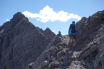 Buty trekkingowe do&nbsp;wędr&oacute;wki