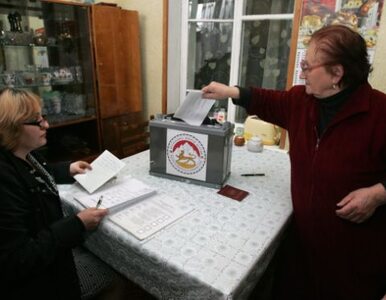 Miniatura: Osetia wybiera prezydenta, który ma...