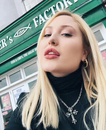 Hayley Hasselhoff 