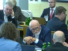 Miniatura: Jawność kontraktów medycznych coraz...