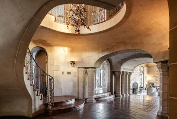 Zabytkowy zamek w... Hollywood, projekt A.F. Leicht TopTen, zamek w Hollywood