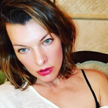 Milla Jovovich 