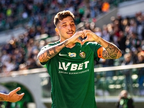 We Wrocławiu widoki jak na meczu Ligi Mistrzów. Tarczyński Arena pęka w...