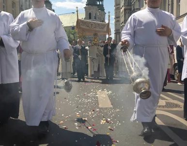 Miniatura: Czy w Boże Ciało katolicy muszą iść na...