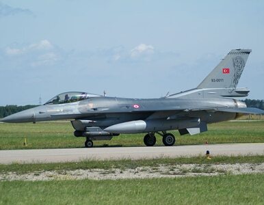 Miniatura: Turecki F-16 rozbił się na granicy z Syrią