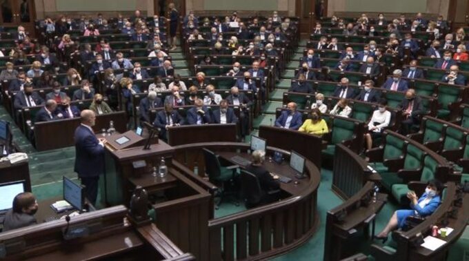 Sejm, debata nad przedłużeniem stanu wyjątkowego – 30 września 2021