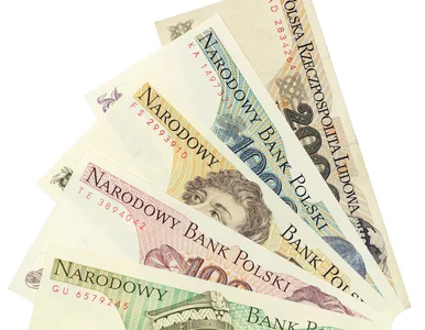 Miniatura: Wymienił 6,5 tys. starych złotych na...