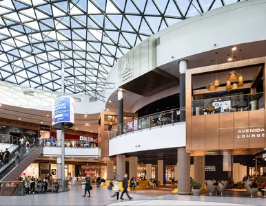 Miniatura: Już nie chodzi tylko o zakupy. Centra...