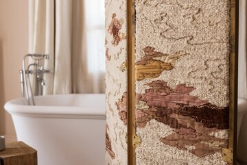 Château La Banquière po metamorfozie. XVIII-wieczny zamek wśród winnic pod Montpellier pokazuje, jak dziś może wyglądać cichy, zrównoważony luksus 