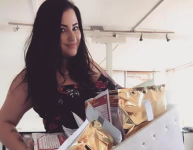 Miniatura: Pierścionki z kobiecym mlekiem, łożyskiem...